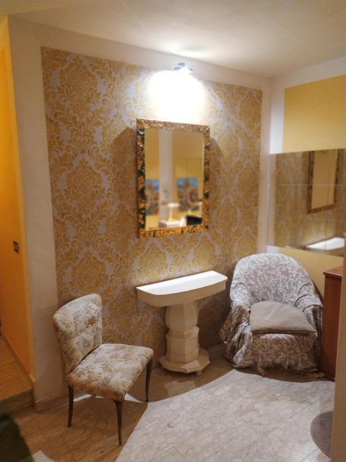 Hotel Two Steps From Rialto Bridge Venezia Esterno foto