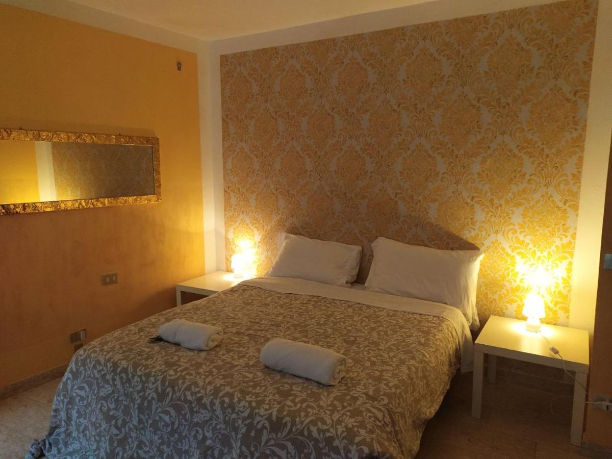 Hotel Two Steps From Rialto Bridge Venezia Esterno foto