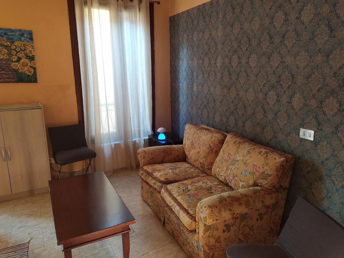 Hotel Two Steps From Rialto Bridge Venezia Esterno foto
