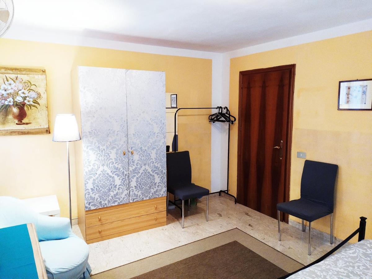 Hotel Two Steps From Rialto Bridge Venezia Esterno foto